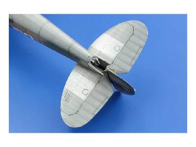 Spitfire Mk. VIII 1/48 - zdjęcie 29