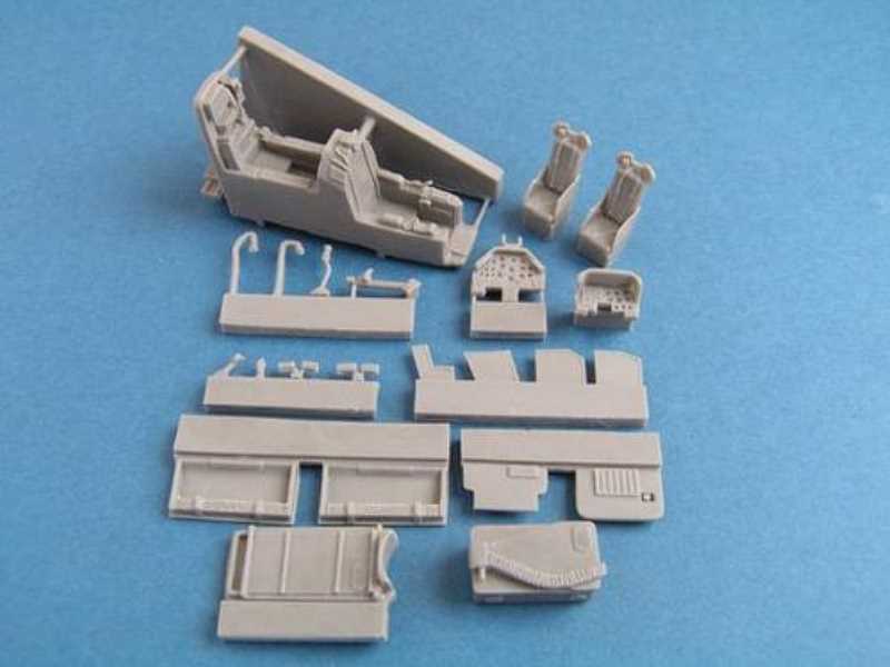 AH-1S/F with ammo bay - HobbyBoss - zdjęcie 1 AH-1S/F with ammo bay - HobbyBoss - zdjęcie 1