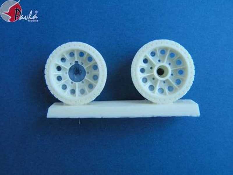 Wheels for T-34 (cast or press) - zdjęcie 1 Wheels for T-34 (cast or press) - zdjęcie 1