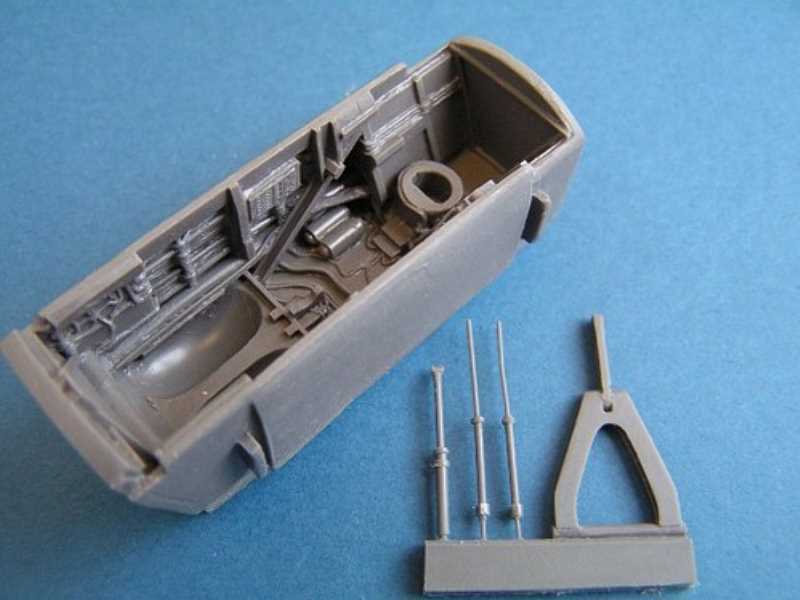 BAC TSR-2 nose wheel bay for Airfix - zdjęcie 1