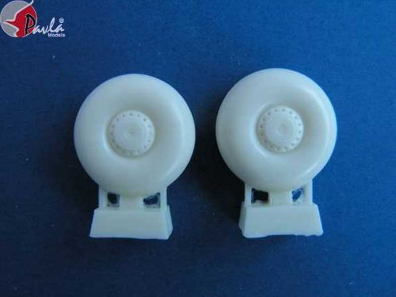 Wheels for Lancaster (unweighted) for kit Hasegawa - zdjęcie 1 Wheels for Lancaster (unweighted) for kit Hasegawa - zdjęcie 1