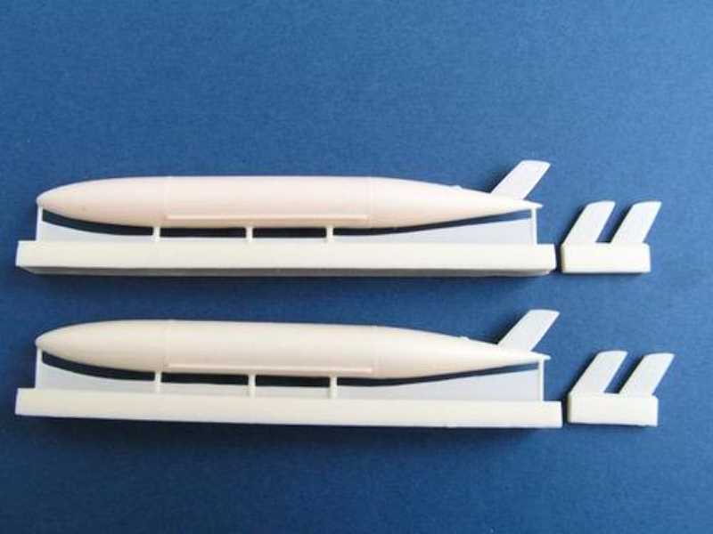 F-105 upgrade 450 gallon fuel tanks for all kits - zdjęcie 1 F-105 upgrade 450 gallon fuel tanks for all kits - zdjęcie 1