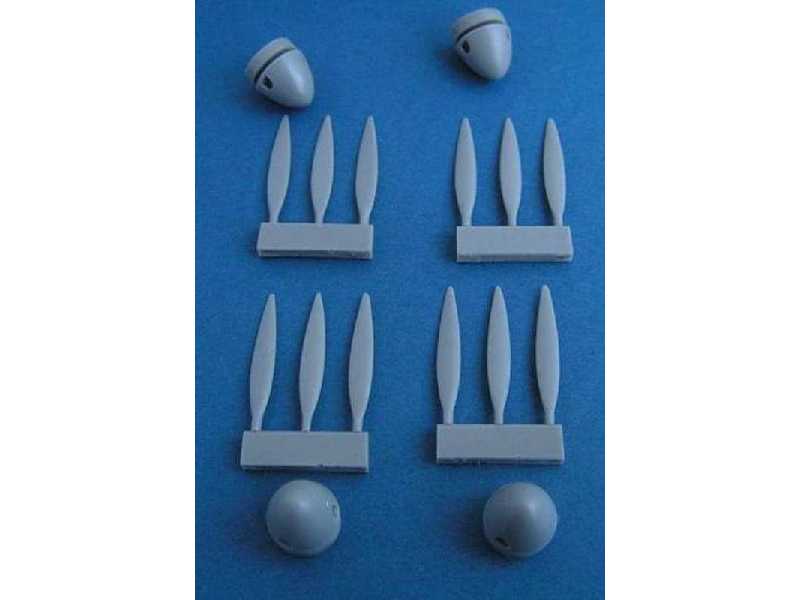Lancaster Mk.I/III de Havilland DH 5/40 propellers for Airfix - zdjęcie 1 Lancaster Mk.I/III de Havilland DH 5/40 propellers for Airfix - zdjęcie 1