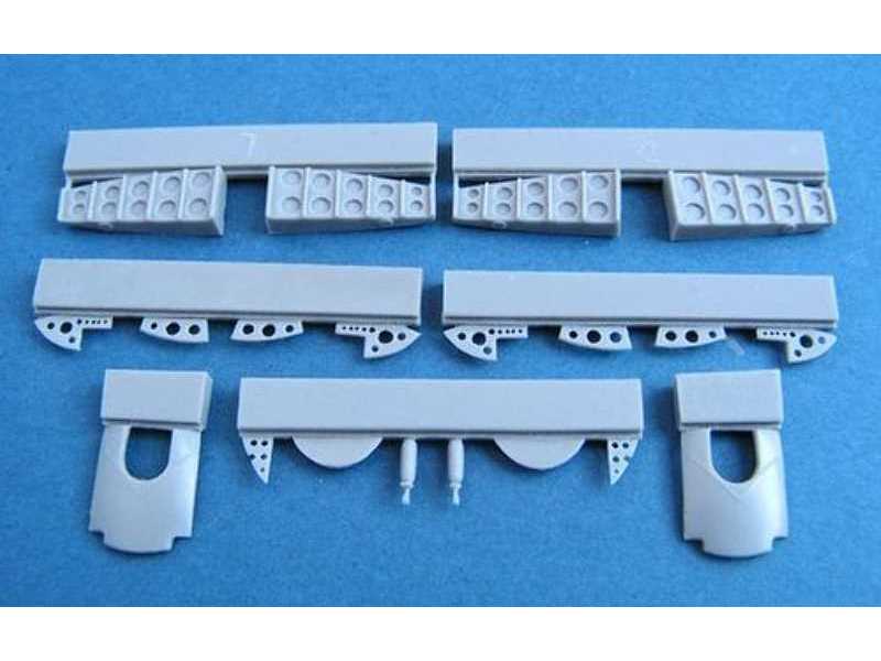 Blenheim Mk.I main u/c wheel bays details Airfix - zdjęcie 1 Blenheim Mk.I main u/c wheel bays details Airfix - zdjęcie 1