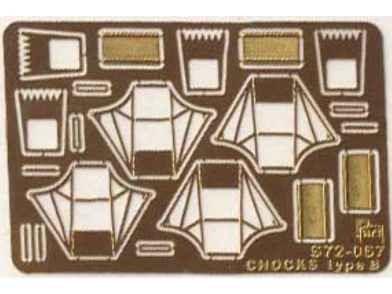 Chocks type B-modern aircraft - zdjęcie 1 Chocks type B-modern aircraft - zdjęcie 1
