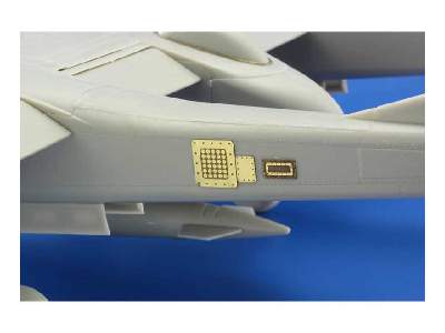 OV-10D exterior 1/32 - Kitty Hawk - zdjęcie 6