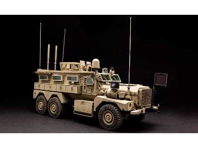 U.S. Cougar 6×6 MRAP Vehicle - zdjęcie 2