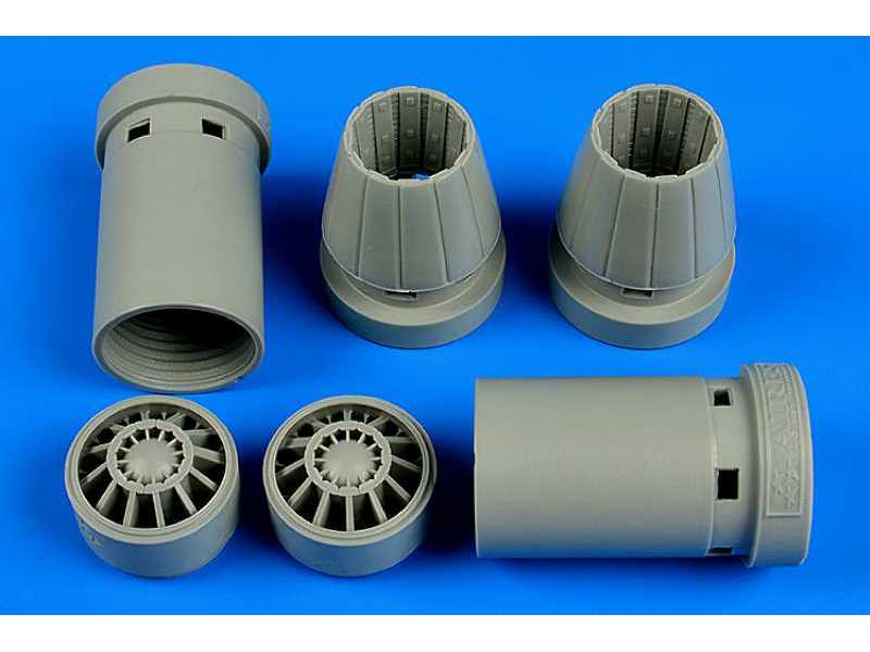 F/A-18E/F Super Hornet exhaust nozzles - opened - Hasegawa - zdjęcie 1 F/A-18E/F Super Hornet exhaust nozzles - opened - Hasegawa - zdjęcie 1