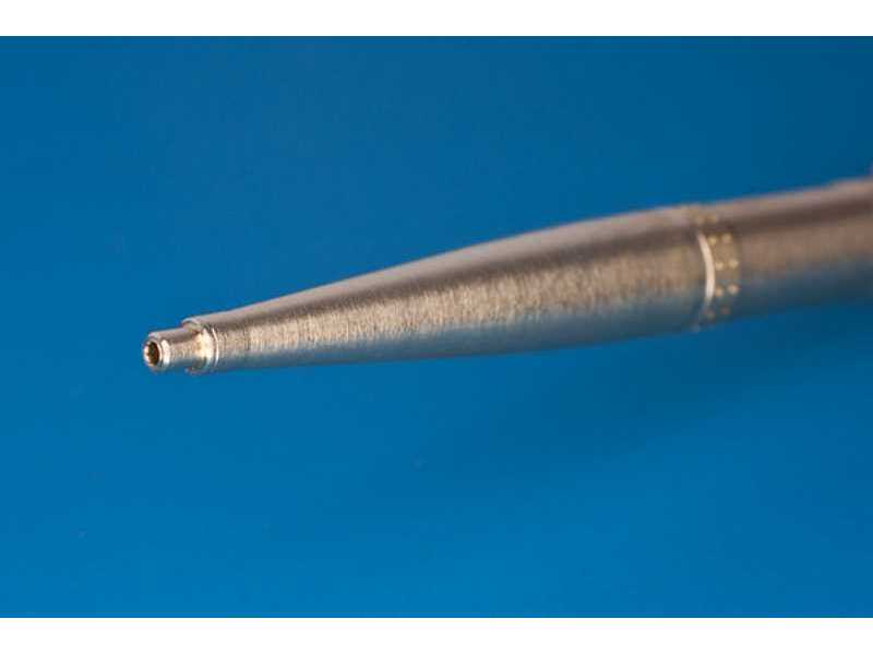 Lufa 20 mm działka Hispano do samolotu Spitfire (Skrzydło C oraz - zdjęcie 1 Lufa 20 mm działka Hispano do samolotu Spitfire (Skrzydło C oraz - zdjęcie 1