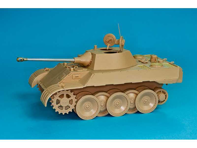 Lufa do VK1602 LEOPARD (WW II) 50 mm KwK 39 L/ 60 - zdjęcie 1 Lufa do VK1602 LEOPARD (WW II) 50 mm KwK 39 L/ 60 - zdjęcie 1