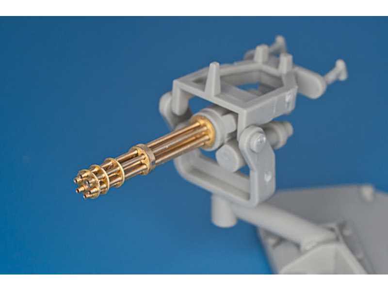 Lufa M134 Minigun 6 x 7,62 mm. - zdjęcie 1 Lufa M134 Minigun 6 x 7,62 mm. - zdjęcie 1