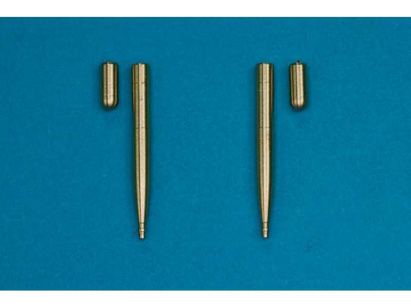 Lufy 2 x 20 mm działka Hispano - zdjęcie 1 Lufy 2 x 20 mm działka Hispano - zdjęcie 1