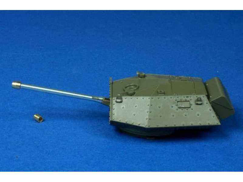 Lufa QF 6 pdr (57 mm) Crusader Mk. III - zdjęcie 1 Lufa QF 6 pdr (57 mm) Crusader Mk. III - zdjęcie 1
