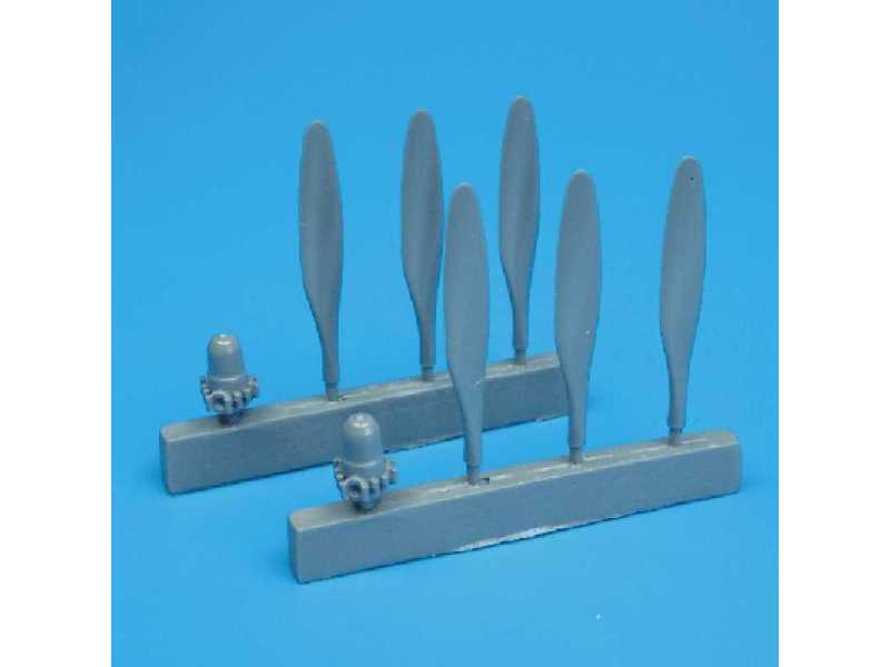 PBY-5 Catalina Propellers - zdjęcie 1 PBY-5 Catalina Propellers - zdjęcie 1