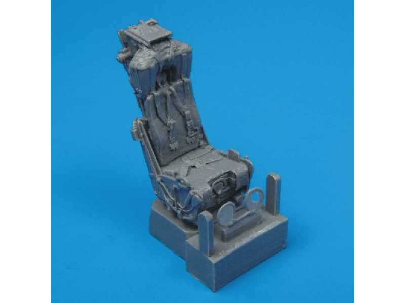 F-4 Phantom II Ejection Seats - zdjęcie 1 F-4 Phantom II Ejection Seats - zdjęcie 1