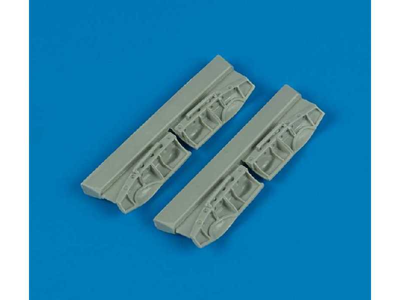 Beaufighter Undercarriage Covers Hasegawa - zdjęcie 1 Beaufighter Undercarriage Covers Hasegawa - zdjęcie 1