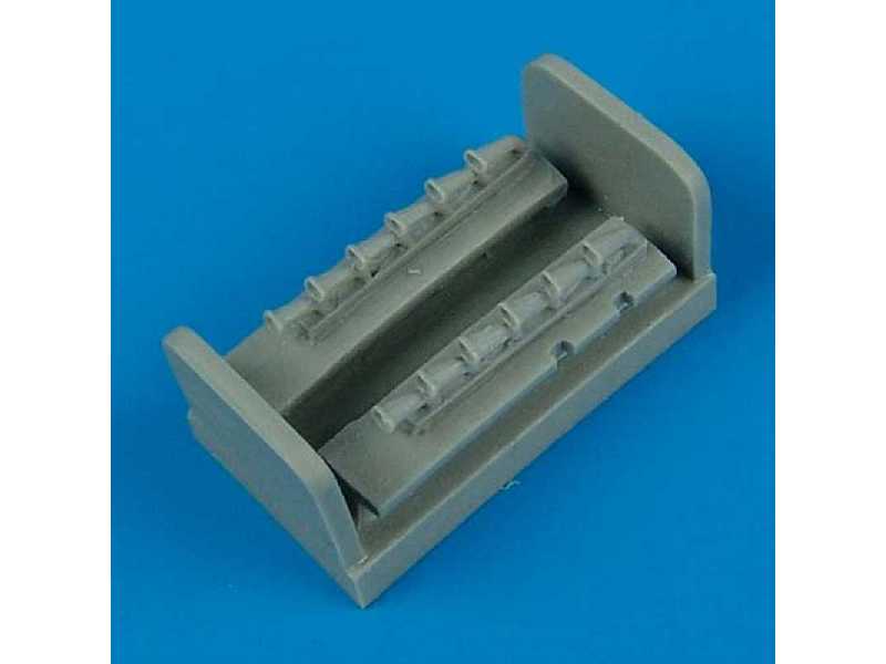 Hawker Typhoon Exhausts Hobby Boss - zdjęcie 1 Hawker Typhoon Exhausts Hobby Boss - zdjęcie 1