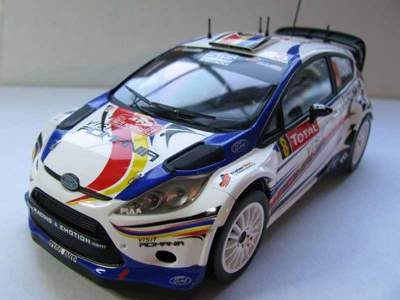 Ford Fiesta RS WRC - zdjęcie 7
