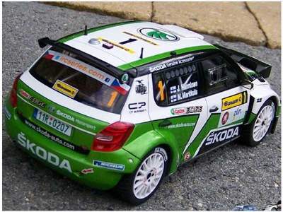 Skoda Fabia S2000 - zdjęcie 10