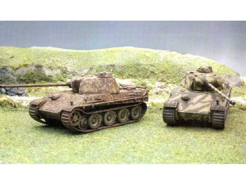 Pz. Kpfw. V Panther Ausf. G - 2 modele do szybkiego złożenia - zdjęcie 1 Pz. Kpfw. V Panther Ausf. G - 2 modele do szybkiego złożenia - zdjęcie 1