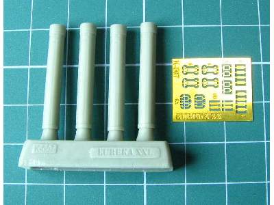 Metal Ammo Canisters for 7.5 cm Kw.K.42 - zdjęcie 3