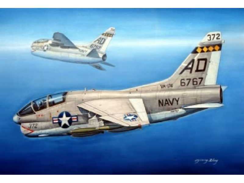 TA-7C CORSAIR II - zdjęcie 1 TA-7C CORSAIR II - zdjęcie 1