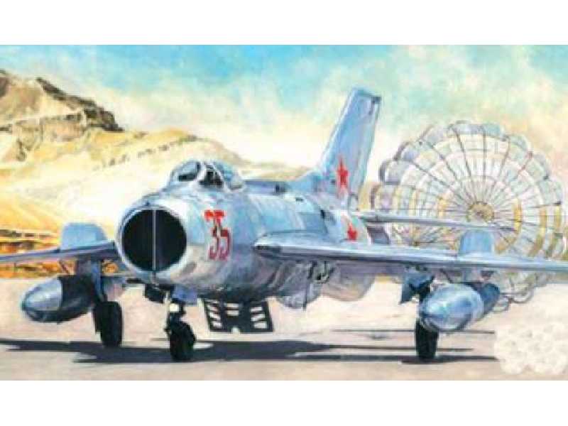 MiG-19S "Farmer" - zdjęcie 1 MiG-19S "Farmer" - zdjęcie 1